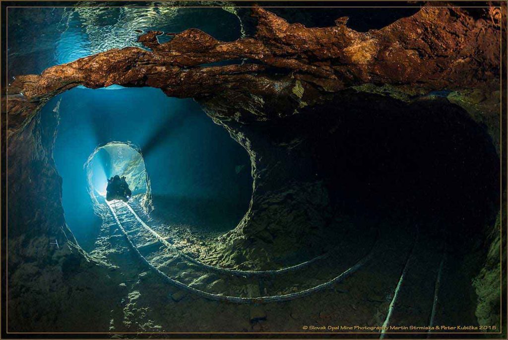 Slovak opal underwater mines | Author: Slovakiaopal